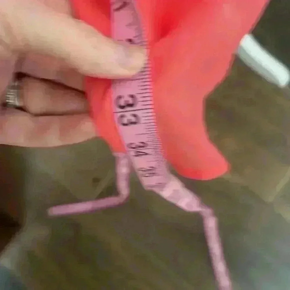 TAHARI Soft Coral Women’s Ruffled Fully Lined Dress (NWT) Size 6 - Picture 8 of 10